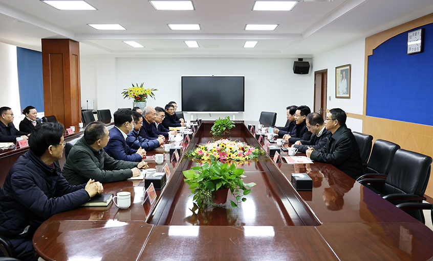 新春走访暖人心，开年眷注鼓劲头——溧阳市委书记叶明华一行新春走访尊龙凯时人生就是搏电缆