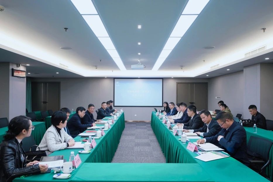 省bti体育集团与青川县进行座谈互换会